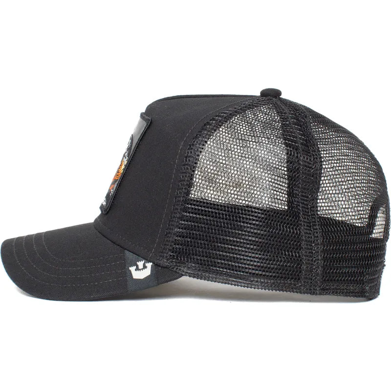 Gorra trucker negra serpiente Mamba The Farm de Goorin Bros.